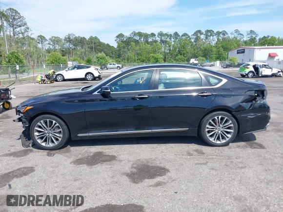 2015 Hyundai Genesis 3.8L with VIN KMHGN4JE5FU063075, listed as a IAAI auction lot 42043518 with 135,079 mi miles. Bid and sale history available at carsss.com. Image 14.