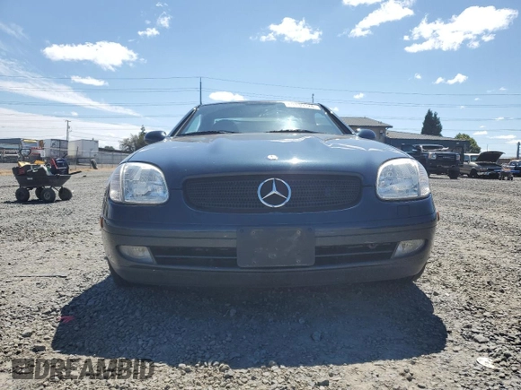 1998 Mercedes-Benz SLK-Class with VIN WDBKK47F6WF027941, listed as a Copart auction lot 68139324 with 63,396 mi miles and Salvage Title. Bid and sale history available at carsss.com. Image 5.