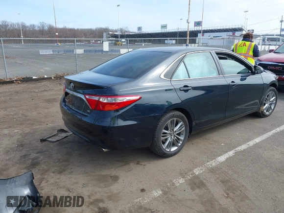 2017 Toyota Camry XLE with VIN 4T1BF1FK8HU367511, listed as a IAAI auction lot 41798565 with 97,757 mi miles. Bid and sale history available at carsss.com. Image 4.
