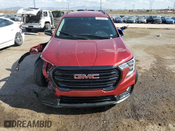 2024 GMC Terrain SLE z VIN 3GKALMEGXRL294861, wystawiony jako Copart lot #64466355 z przebiegiem 17 397 mil mil oraz Szkoda całkowita • Salvage title. Historia ofert i sprzedaży dostępna na DreamBid. Obrazek 5.
