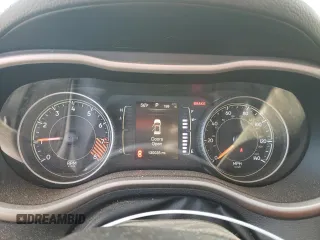 2015 Jeep Cherokee Latitude с VIN 1C4PJMCS8FW619774, выставлен на аукционе Copart как лот 76466254 с пробегом 130 035 миль миль и Списание • Salvage title. История ставок и продаж доступна на DreamBid. Изображение 9.