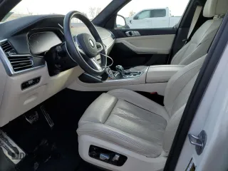 2022 BMW X7 xDrive40i with VIN 5UXCW2C03N9J24350, listed as a Copart auction lot 46865515 with 28,499 mi miles and Salvage Title. Bid and sale history available at carsss.com. Image 7.