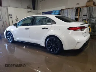 2022 Toyota Corolla SE with VIN 5YFS4MCE9NP122056, listed as a Copart auction lot 89010905 with 86,589 mi miles and Salvage Title. Bid and sale history available at carsss.com. Image 2.
