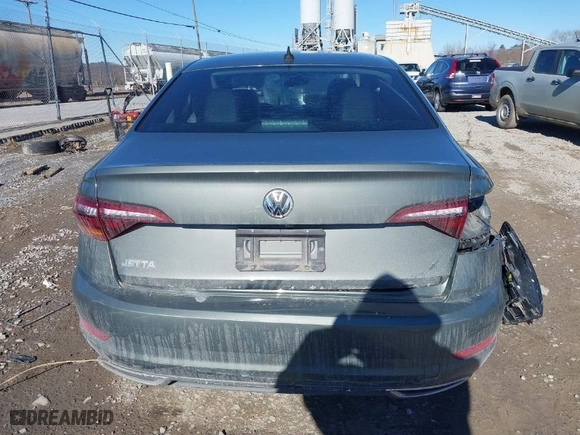 2019 Volkswagen Jetta SEL Premium with VIN 3VWG57BU4KM102200, listed as a IAAI auction lot 41356445 with 85,525 mi miles. Bid and sale history available at carsss.com. Image 16.