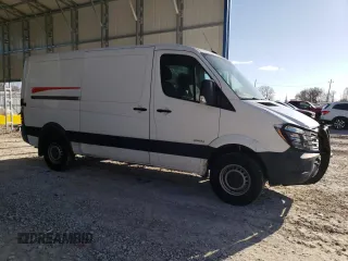 2014 Freightliner Sprinter with VIN WDYPE7DC7E5914824, listed as a Copart auction lot 85116454 with 401,372 mi miles and Clean Title. Bid and sale history available at DreamBid. Image 4.