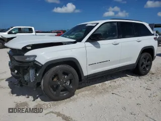 2024 Jeep Grand Cherokee Altitude с VIN 1C4RJHAG8RC244604, выставлен на аукционе Copart как лот 61172605 с пробегом 7 664 миль миль и Списание • Salvage title. История ставок и продаж доступна на DreamBid. Изображение 1.