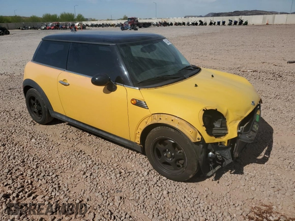 2009 MINI Hardtop with VIN WMWMF33579TW76737, listed as a Copart auction lot 55224655 with 116,106 mi miles and Salvage Title. Bid and sale history available at DreamBid. Image 4.