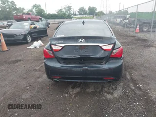 2013 Hyundai Sonata Limited z VIN 5NPEC4AC4DH694343, wystawiony jako IAAI lot #42493675 z przebiegiem 132 551 mil mil oraz . Historia ofert i sprzedaży dostępna na DreamBid. Obrazek 16.