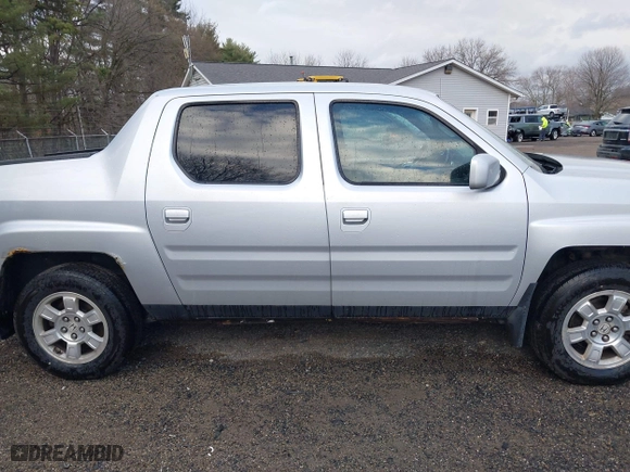 2008 Honda Ridgeline RTS with VIN 2HJYK16488H503517, listed as a IAAI auction lot 41838148 with 173,033 mi miles. Bid and sale history available at carsss.com. Image 13.