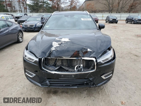 2018 Volvo XC60 Inscription with VIN LYVA22RL6JB106545, listed as a Copart auction lot 79246914 with 83,781 mi miles and Salvage Title. Bid and sale history available at DreamBid. Image 5.