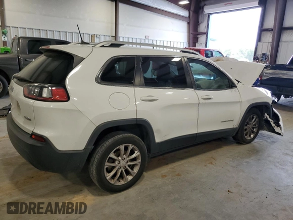 2019 Jeep Cherokee Latitude z VIN 1C4PJLCB7KD160561, wystawiony jako Copart lot #51699365 z przebiegiem 164 995 mil mil oraz Szkoda całkowita • Salvage title. Historia ofert i sprzedaży dostępna na DreamBid. Obrazek 3.