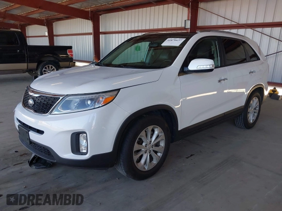 2015 Kia Sorento EX with VIN 5XYKU4A74FG577696, listed as a IAAI auction lot 41870637 with 129,400 mi miles. Bid and sale history available at carsss.com. Image 17.