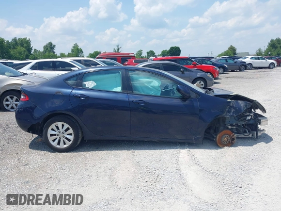 2014 Dodge Dart SXT z VIN 1C3CDFBB8ED725062, wystawiony jako IAAI lot #40949781 z przebiegiem 217 775 mil mil oraz . Historia ofert i sprzedaży dostępna na DreamBid. Obrazek 13.