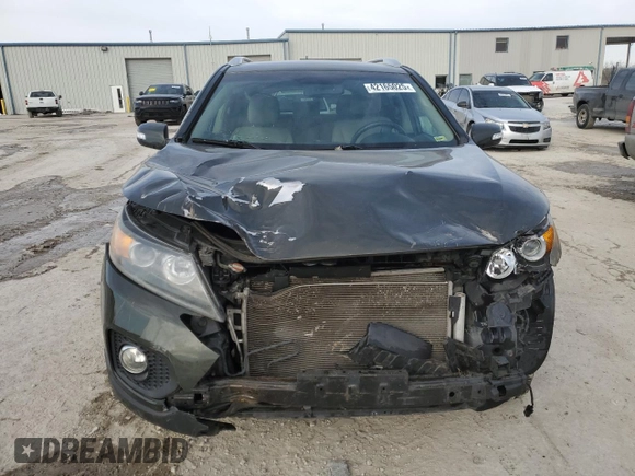 2011 Kia Sorento LX with VIN 5XYKT4A18BG171140, listed as a Copart auction lot 42165025 with 184,804 mi miles and Salvage Title. Bid and sale history available at carsss.com. Image 5.