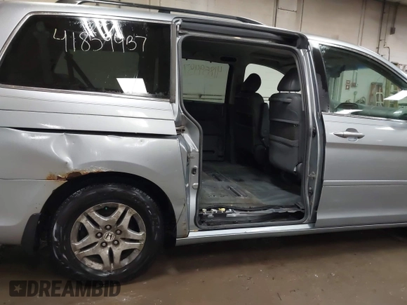 2006 Honda Odyssey EX-L с VIN 5FNRL38666B100333, выставлен на аукционе IAAI как лот 41859437 с пробегом 120 379 миль миль и . История ставок и продаж доступна на DreamBid. Изображение 6.