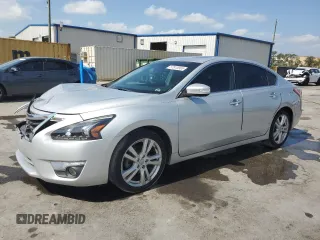 2013 Nissan Altima S z VIN 1N4BL3AP6DC113037, wystawiony jako Copart lot #57815955 z przebiegiem 129 447 mil mil oraz Szkoda całkowita • Salvage title. Historia ofert i sprzedaży dostępna na DreamBid. Obrazek 1.