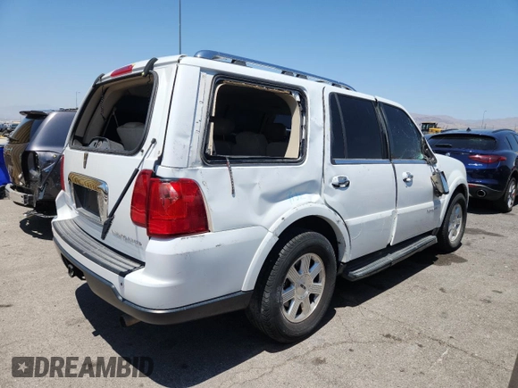 2006 Lincoln Navigator Luxury with VIN 5LMFU27566LJ29033, listed as a Copart auction lot 61047865 with Not provided miles and Salvage title. Bid and sale history available at DreamBid. Image 3.