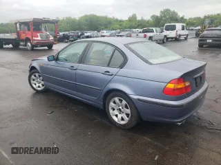 2002 BMW 3 Series 325xi with VIN WBAEU33402PF71539, listed as a Copart auction lot 58396995 with 154,644 mi miles and Salvage title. Bid and sale history available at DreamBid. Image 2.