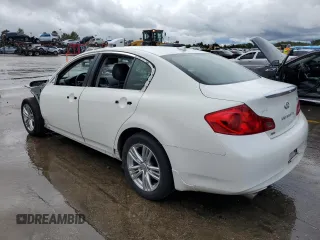 2015 Infiniti Q40 with VIN JN1CV6AR1FM520498, listed as a Copart auction lot 72144944 with 98,816 mi miles and Clean Title. Bid and sale history available at carsss.com. Image 2.