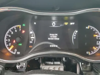 2019 Jeep Grand Cherokee Overland with VIN 1C4RJFCGXKC609923, listed as a Copart auction lot 43198245 with 61,919 mi miles and Non Repairable. Bid and sale history available at carsss.com. Image 9.