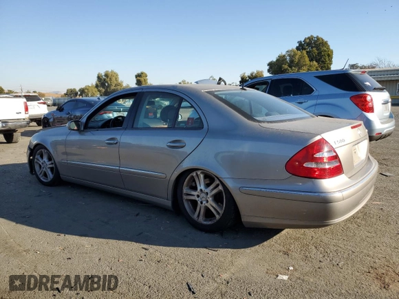 2005 Mercedes-Benz E 500 z VIN WDBUF83J35X166495, wystawiony jako Copart lot #74104874 z przebiegiem 107 329 mil mil oraz Czysty tytuł • Clean title. Historia ofert i sprzedaży dostępna na DreamBid. Obrazek 2.