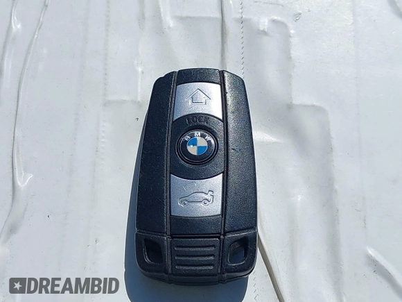 2009 BMW 3 Series 328i xDrive with VIN WBAPK73579A451701, listed as a IAAI auction lot 42667392 with 185,109 mi miles and . Bid and sale history available at DreamBid. Image 11.