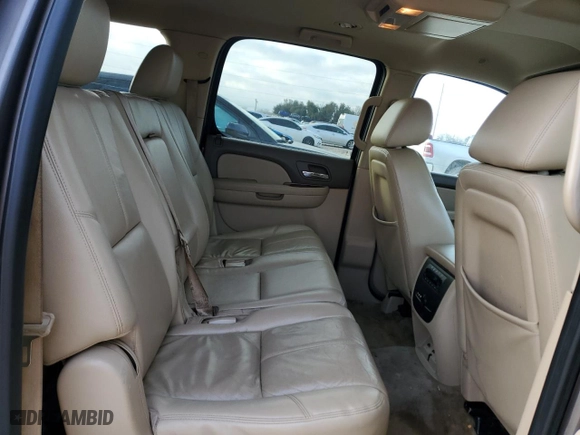 2012 Chevrolet Suburban LT with VIN 1GNSCJE01CR189683, listed as a Copart auction lot 46919695 with 194,079 mi miles and Salvage Title. Bid and sale history available at carsss.com. Image 11.