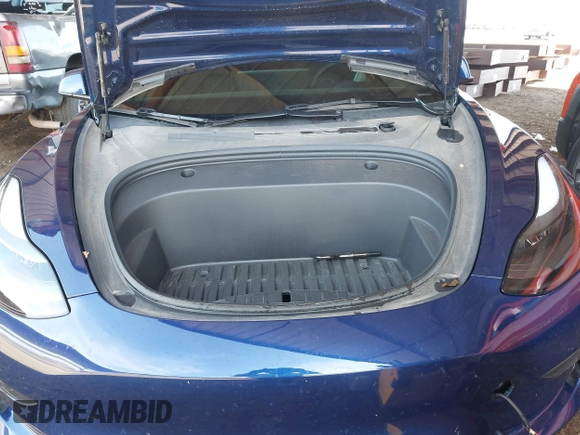 2023 Tesla Model 3 z VIN 5YJ3E1EA2PF557011, wystawiony jako IAAI lot #42347980 z przebiegiem 15 358 mil mil oraz . Historia ofert i sprzedaży dostępna na DreamBid. Obrazek 10.