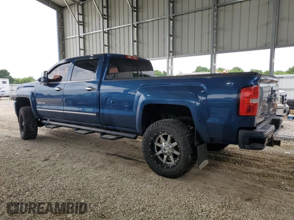 2016 GMC Sierra 2500HD SLT z VIN 1GT12TE80GF271582, wystawiony jako Copart lot #59993915 z przebiegiem 224 490 mil mil oraz Szkoda całkowita • Salvage title. Historia ofert i sprzedaży dostępna na DreamBid. Obrazek 2.