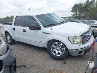 2013 Ford F-150 XL with VIN 1FTFW1ET9DKE31951, listed as a IAAI auction lot 41918223 with 235,469 mi miles. Bid and sale history available at carsss.com. Image 1.