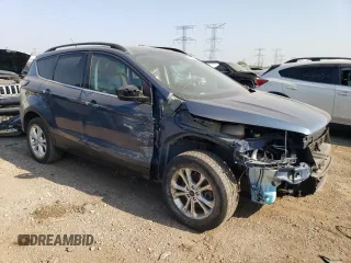 2018 Ford Escape SE z VIN 1FMCU9GD3JUA98865, wystawiony jako Copart lot #56842065 z przebiegiem 112 439 mil mil oraz Szkoda całkowita • Salvage title. Historia ofert i sprzedaży dostępna na DreamBid. Obrazek 4.