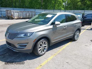 2017 Lincoln MKC Select with VIN 5LMCJ2D9XHUL46424, listed as a IAAI auction lot 42363939 with Not provided miles and . Bid and sale history available at DreamBid. Image 19.