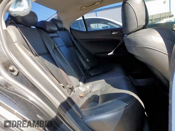 2010 Lexus IS 250 z VIN JTHBF5C23A5120217, wystawiony jako Copart lot #53042065 z przebiegiem 164 324 mil mil oraz Szkoda całkowita • Salvage title. Historia ofert i sprzedaży dostępna na DreamBid. Obrazek 10.