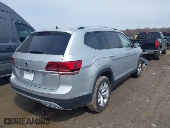 2018 Volkswagen Atlas S с VIN 1V2AP2CA1JC578834, выставлен на аукционе IAAI как лот 41970392 с пробегом 82 035 миль миль и . История ставок и продаж доступна на DreamBid. Изображение 4.