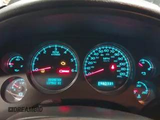 2008 Chevrolet Avalanche LTZ with VIN 3GNFK12378G241599, listed as a IAAI auction lot 41812571 with 137,502 mi miles. Bid and sale history available at carsss.com. Image 7.