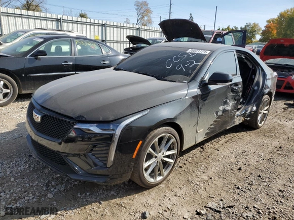2021 Cadillac CT4 V-Series with VIN 1G6DH5RL4M0119585, listed as a Copart auction lot 76021774 with 17,918 mi miles and Clean Title. Bid and sale history available at carsss.com. Image 1.