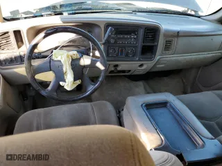 2003 Chevrolet Tahoe LS with VIN 1GNEC13V63R130396, listed as a Copart auction lot 86105634 with 266,238 mi miles and Salvage Title. Bid and sale history available at carsss.com. Image 8.