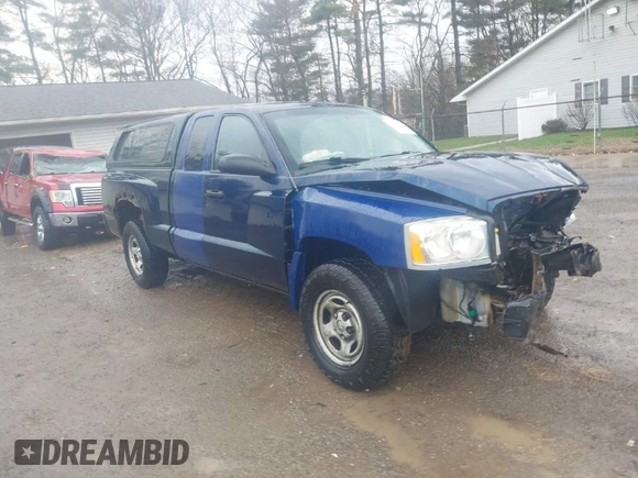 2007 Dodge Dakota ST z VIN 1D7HE22K77S181214, wystawiony jako IAAI lot #41911600 z przebiegiem 156 393 mil mil oraz . Historia ofert i sprzedaży dostępna na DreamBid. Obrazek 1.