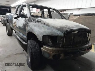 2004 Dodge 3500 ST with VIN 3D7LU38C64G240288, listed as a IAAI auction lot 41978573 with Not Provided miles. Bid and sale history available at carsss.com. Image 1.