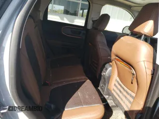 2021 Ford Bronco Sport Badlands z VIN 3FMCR9D94MRA87158, wystawiony jako Copart lot #61389124 z przebiegiem 26 131 mil mil oraz Nie do naprawy • Non repairable. Historia ofert i sprzedaży dostępna na DreamBid. Obrazek 11.