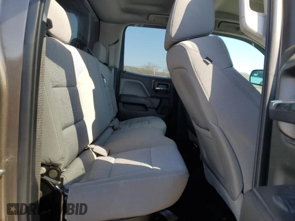2015 Chevrolet Silverado 1500 LS with VIN 1GCRCPEH2FZ150301, listed as a Copart auction lot 48995045 with 141,131 mi miles and Clean Title. Bid and sale history available at DreamBid. Image 10.