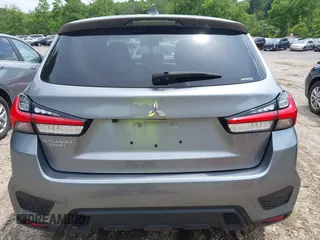 2022 Mitsubishi Outlander ES с VIN JA4ARUAU6NU023375, выставлен на аукционе IAAI как лот 42547104 с пробегом 20 720 миль миль и . История ставок и продаж доступна на DreamBid. Изображение 16.