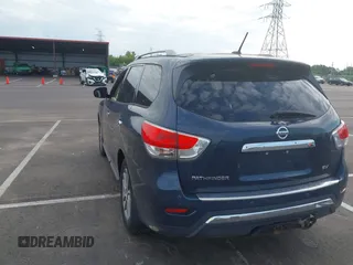 2015 Nissan Pathfinder Platinum with VIN 5N1AR2MN9FC614222, listed as a IAAI auction lot 42679882 with 178,779 mi miles and . Bid and sale history available at DreamBid. Image 3.