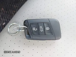 2019 Volkswagen Atlas SE с VIN 1V2LR2CA7KC602431, выставлен на аукционе IAAI как лот 41462436 с пробегом 66 186 миль миль и . История ставок и продаж доступна на DreamBid. Изображение 11.