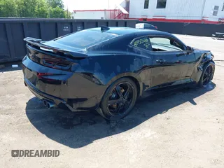 2016 Chevrolet Camaro 2SS with VIN 1G1FH1R76G0130957, listed as a IAAI auction lot 40950588 with 88,301 mi miles and . Bid and sale history available at DreamBid. Image 4.