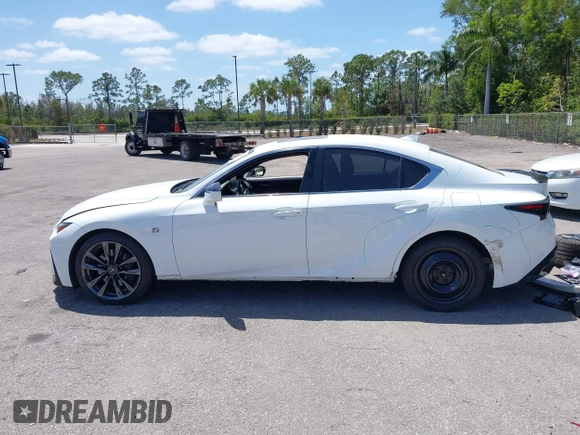 2021 Lexus IS 350 F Sport z VIN JTHGZ1B20M5043799, wystawiony jako IAAI lot #42155263 z przebiegiem 71 587 mil mil oraz . Historia ofert i sprzedaży dostępna na DreamBid. Obrazek 14.