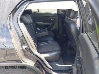 2020 Chevrolet Trax LT with VIN KL7CJLSB0LB007708, listed as a IAAI auction lot 41894103 with 101,277 mi miles. Bid and sale history available at carsss.com. Image 8.