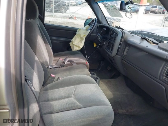 2004 Chevrolet Silverado 1500 Crew Cab LS with VIN 2GCEC13T141284483, listed as a IAAI auction lot 41423567 with NaN miles. Bid and sale history available at carsss.com. Image 5.