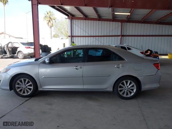 2014 Toyota Camry Hybrid LE with VIN 4T1BD1FK6EU128766, listed as a IAAI auction lot 42004487 with 280,013 mi miles. Bid and sale history available at carsss.com. Image 14.