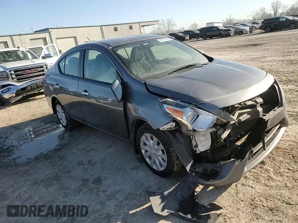 2016 Nissan Versa S z VIN 3N1CN7AP5GL869356, wystawiony jako Copart lot #48199605 z przebiegiem 87 875 mil mil oraz Szkoda całkowita • Salvage title. Historia ofert i sprzedaży dostępna na DreamBid. Obrazek 11.